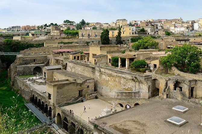 Visit Herculaneum with an expert professional guide (2/3 hours) - Timing, clothing, and useful planning details