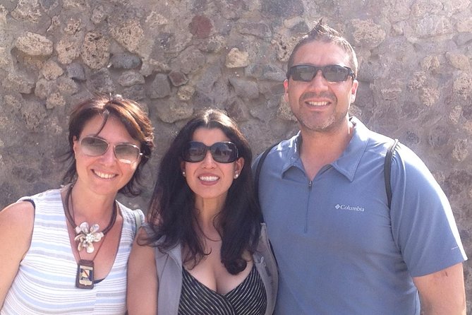 Visit in Pompeii - Pompeii Private Tour with Ada - Shade, timing, and the practical side of Pompeii