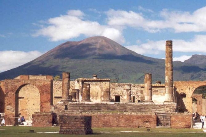 Visit of the archaeological park of Pompeii - What an optional guide adds