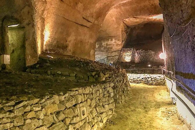 Visit to the Lapis Water Museum in Spanish - Who will enjoy this Naples experience most