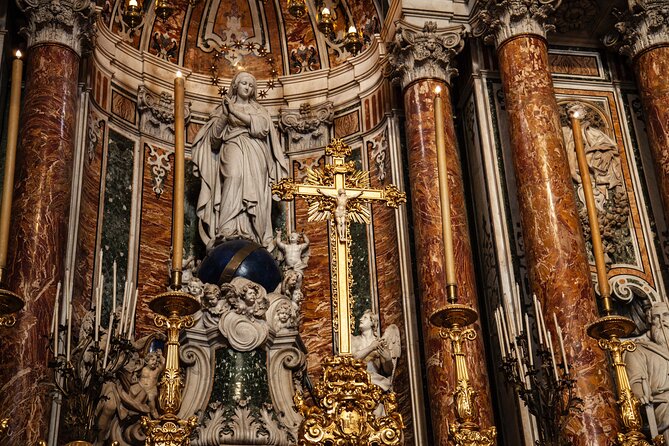 Walking Tour of Naples Old Town with Expert Guide - San Domenico Maggiore and Naples’ changing art